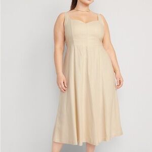 Old Navy Sleeveless Square-Neck Midi Dress in Cream